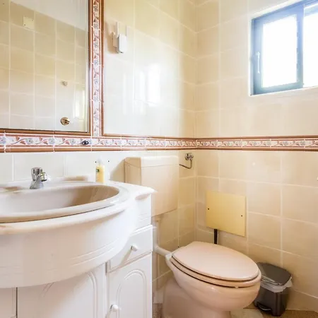 2 Private Rooms At Casa Pedro In Raposeira Raposeira (Faro)
